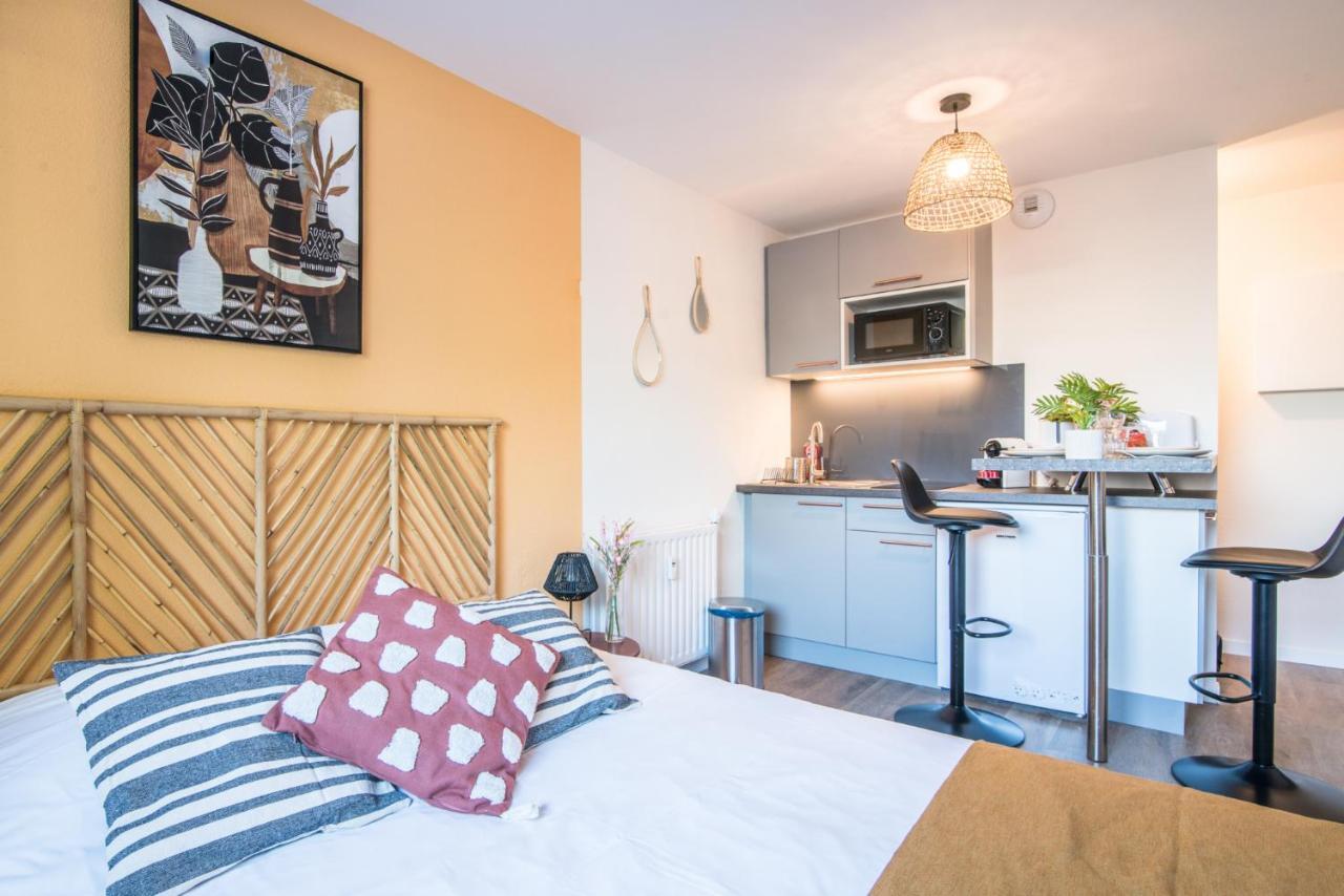 Tram - L'Absolu Apartment Strasbourg Ngoại thất bức ảnh